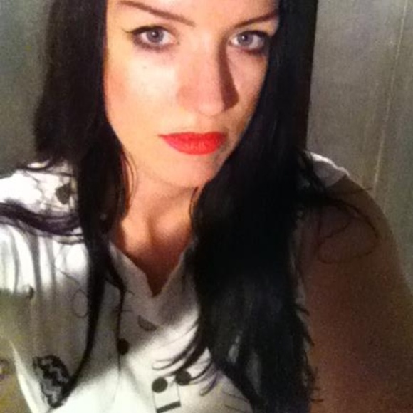 Meet your Posher, Lisa - Picture 7 of 8